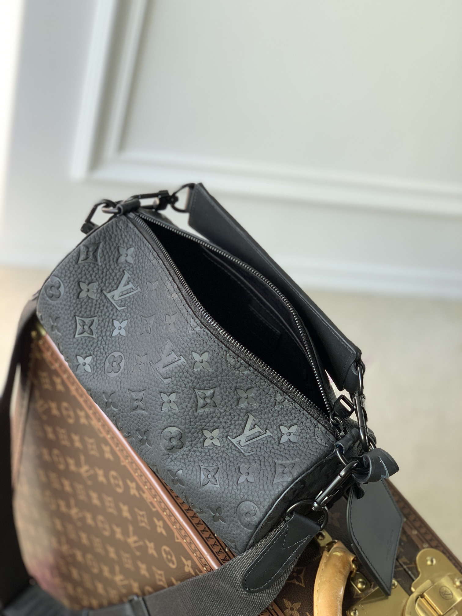 LV M46796 Louis Vuitton Soft Polochon PM Monogram Black