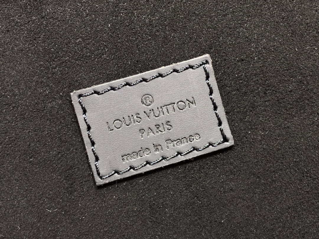 LV M20209 Louis Vuitton Coffret Accessoires Monogram Eclipse canvas Black