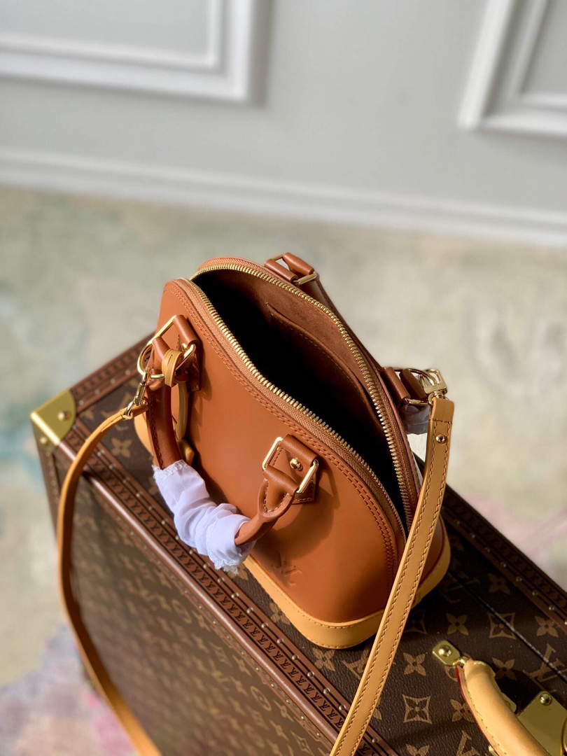 LV M40862 Louis Vuitton Alma BB Handbag Brown