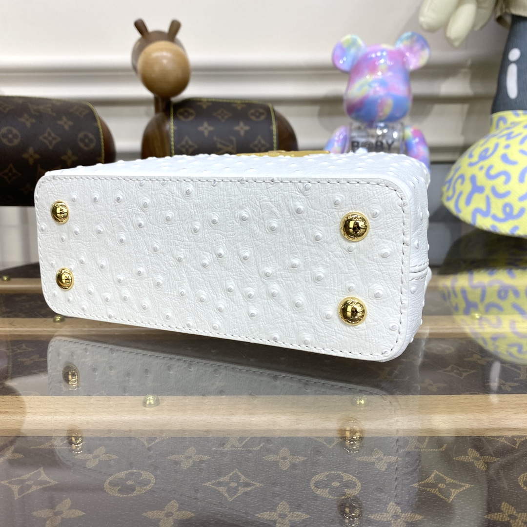 LV N81523 Louis Vuitton Capucines Mini Handbag White