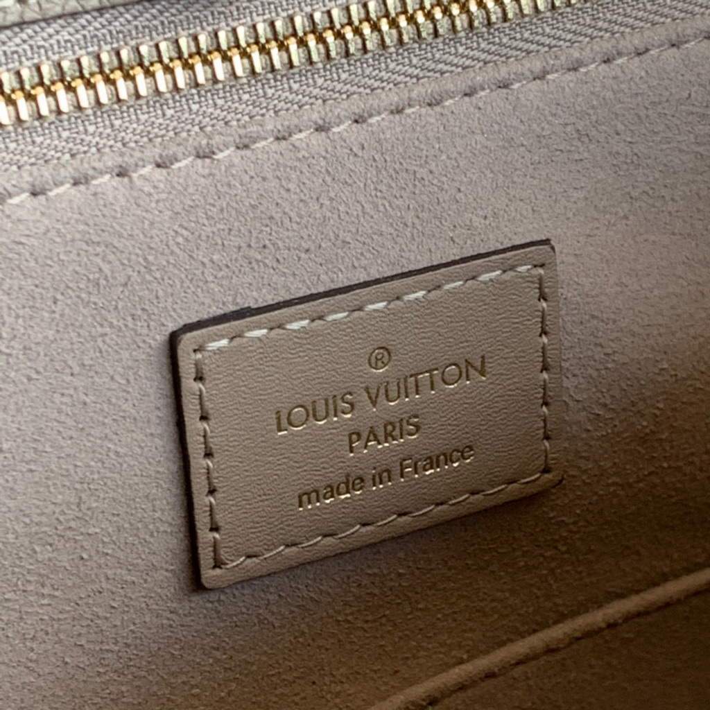 Louis Vuitton M45607 LV M45595 OnTheGo MM Monogram Empreinte Tote Bag Beige