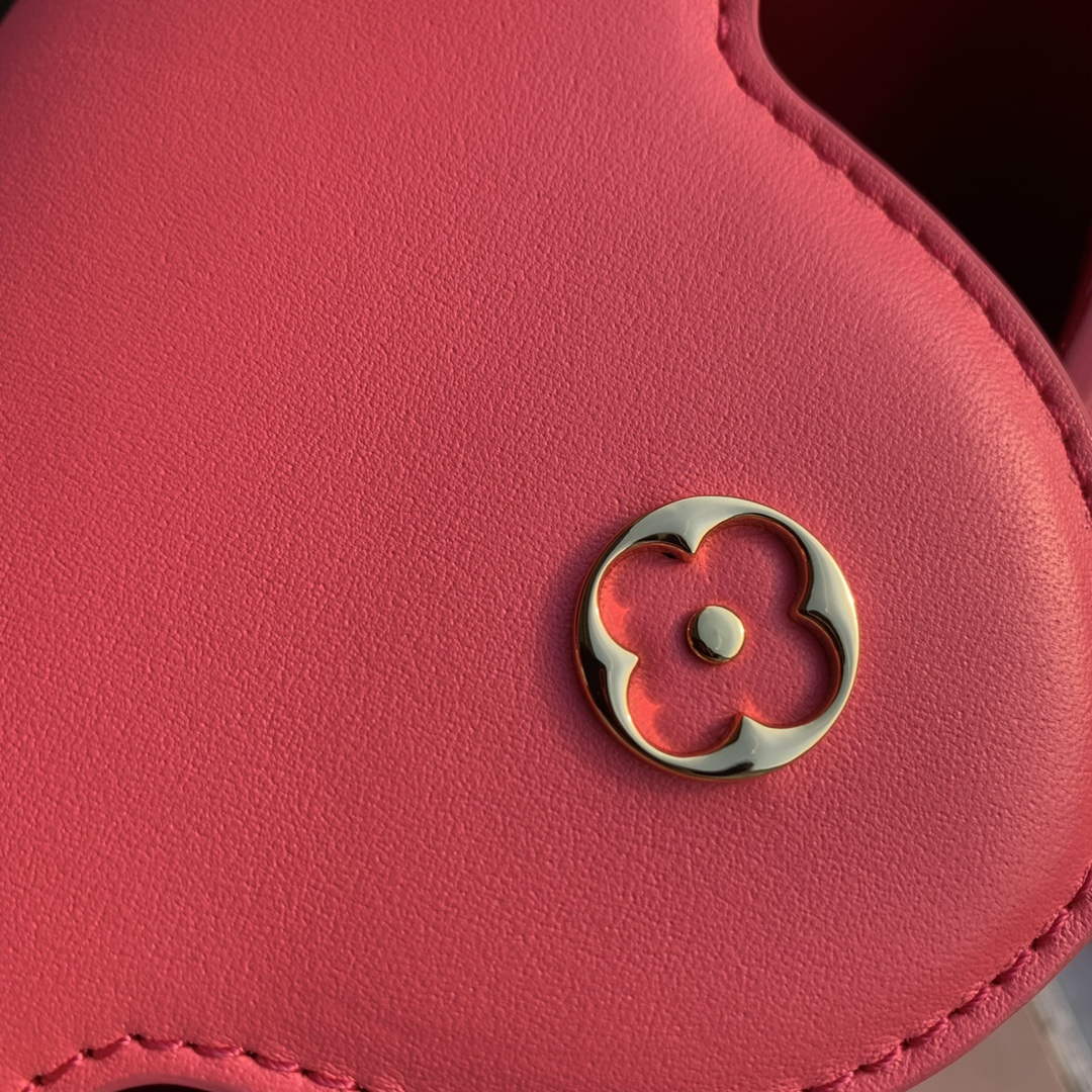 LV M22922 Louis Vuitton Capucines Mini Handbag Pink