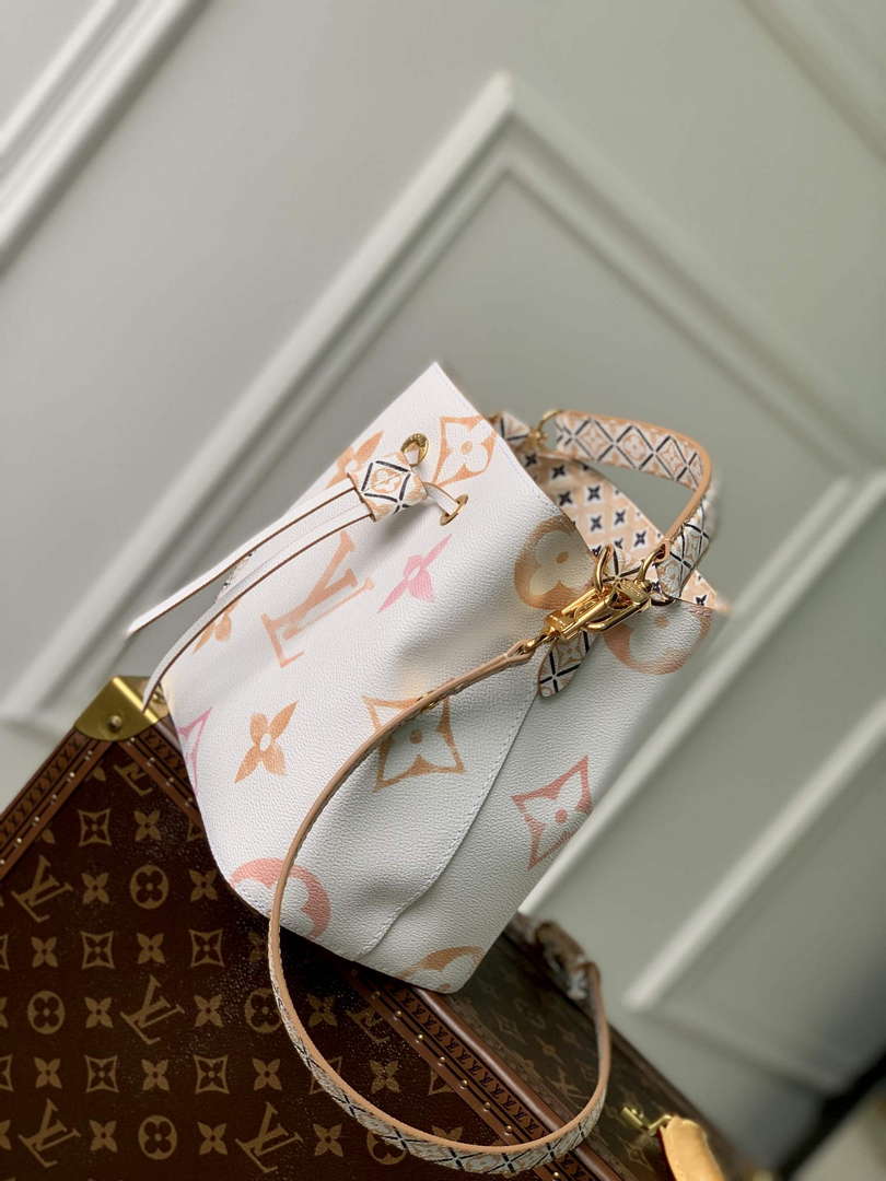LV M22985 Louis Vuitton N��ono�� BB Bucket Bag Beige
