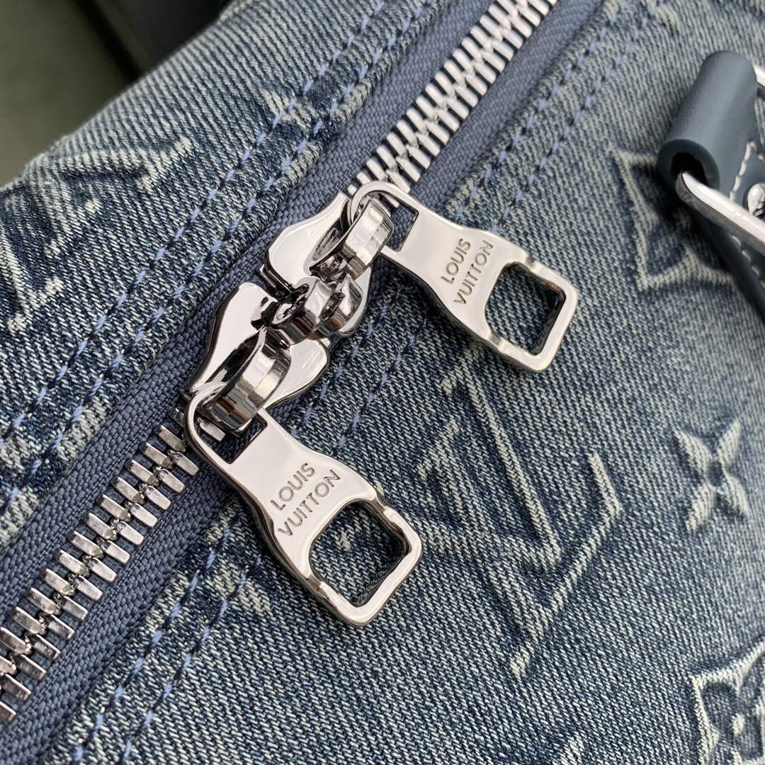 LV M22532 Louis Vuitton Keepall Bandouli��re 50 Bag
