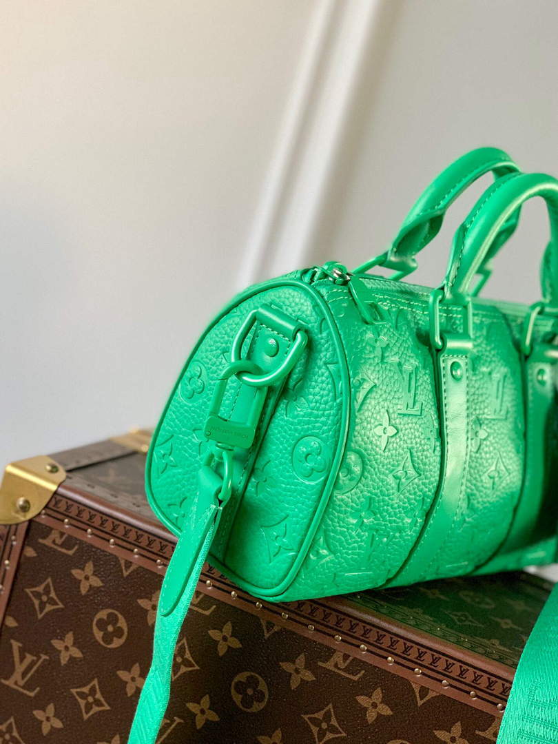 LV M20929 Louis Vuitton Keepall Bandouliere 25 Bag Minty Green