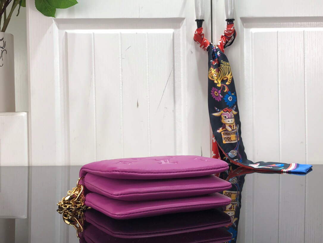 LV M81127 Louis Vuitton Beltbag Coussin Purple
