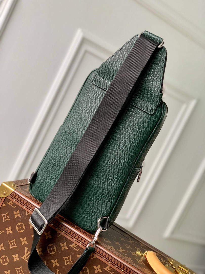 LV M30860 Louis Vuitton Avenue Sling Bag Green