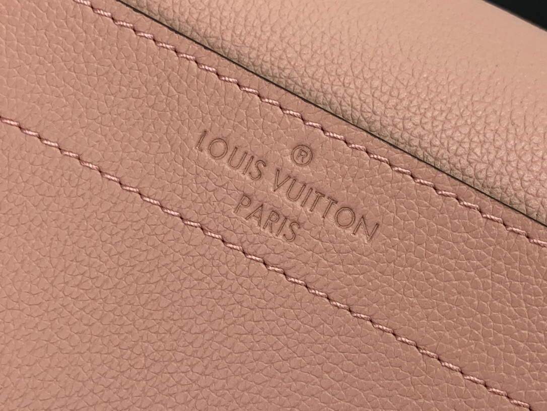 LV M57071 Louis Vuitton M57073 Lockme Chain Bag Pink
