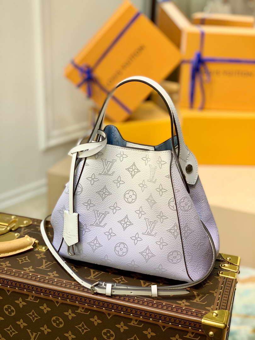 LV M57858 Louis Vuitton Hina PM Bag Gradient Blue