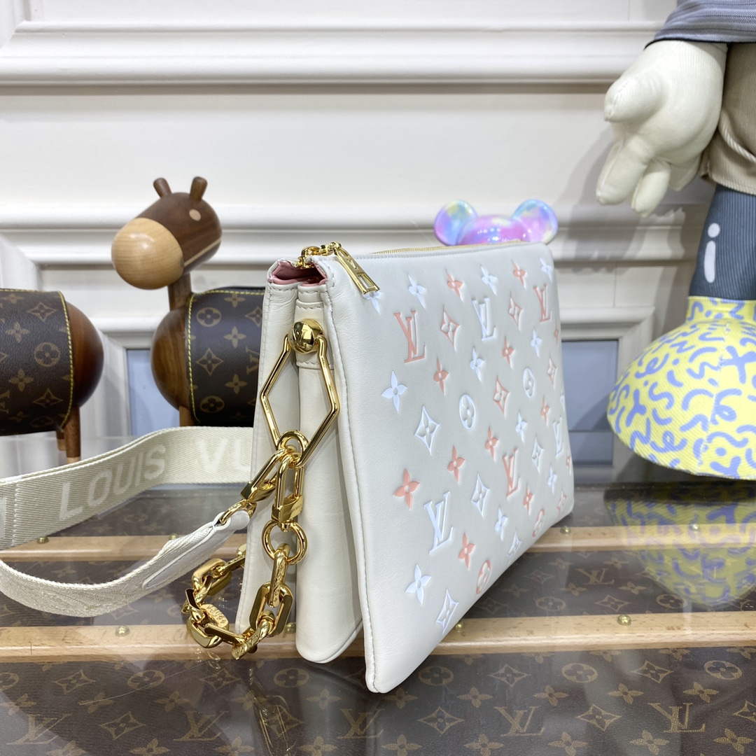 LV M22398 Louis Vuitton Coussin PM Handbag Cr��me Beige