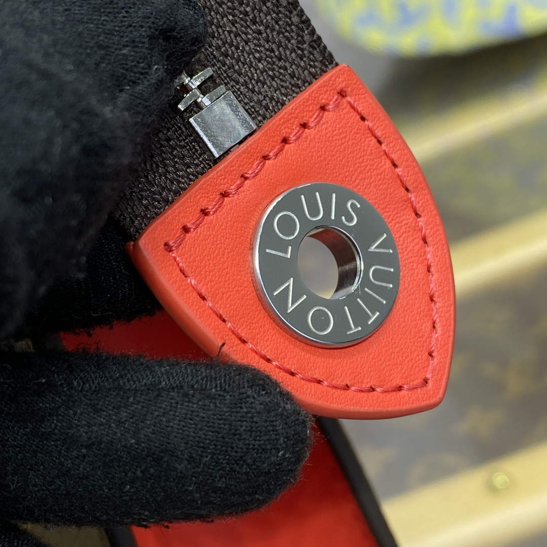 LV M82857 Louis Vuitton Pochette Voyage MM Bag Red