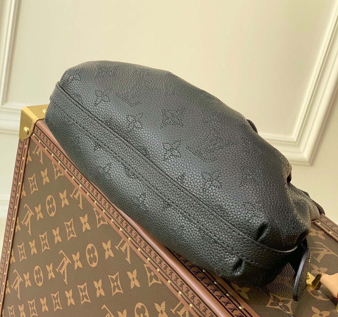 LV M80093 Louis Vuitton Scala Mini Pouch Bag M80497 Black