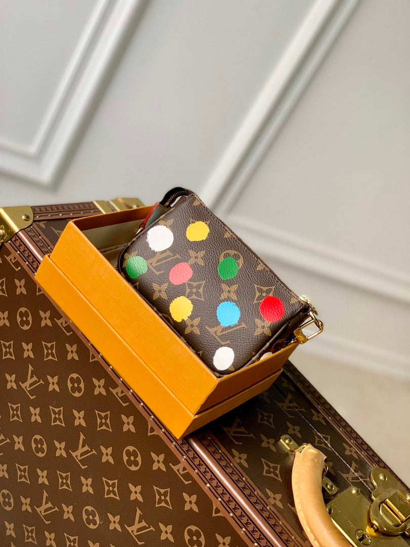 LV M81866 Louis Vuitton LV x YK Mini Pochette Accessoires