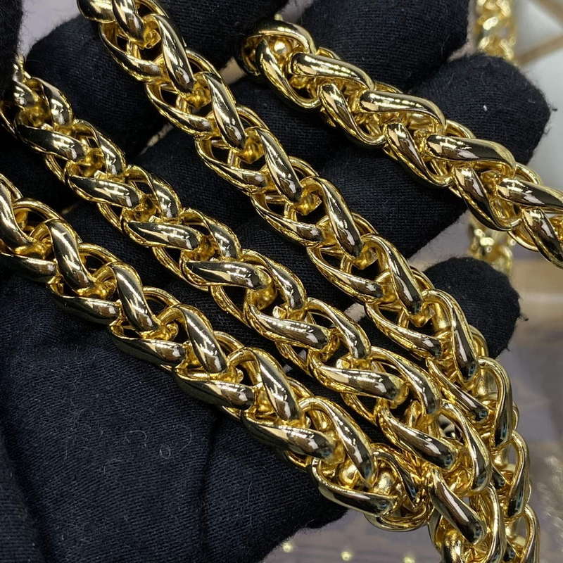 LV M24186 Louis Vuitton GO-14 MM Bag Off-white