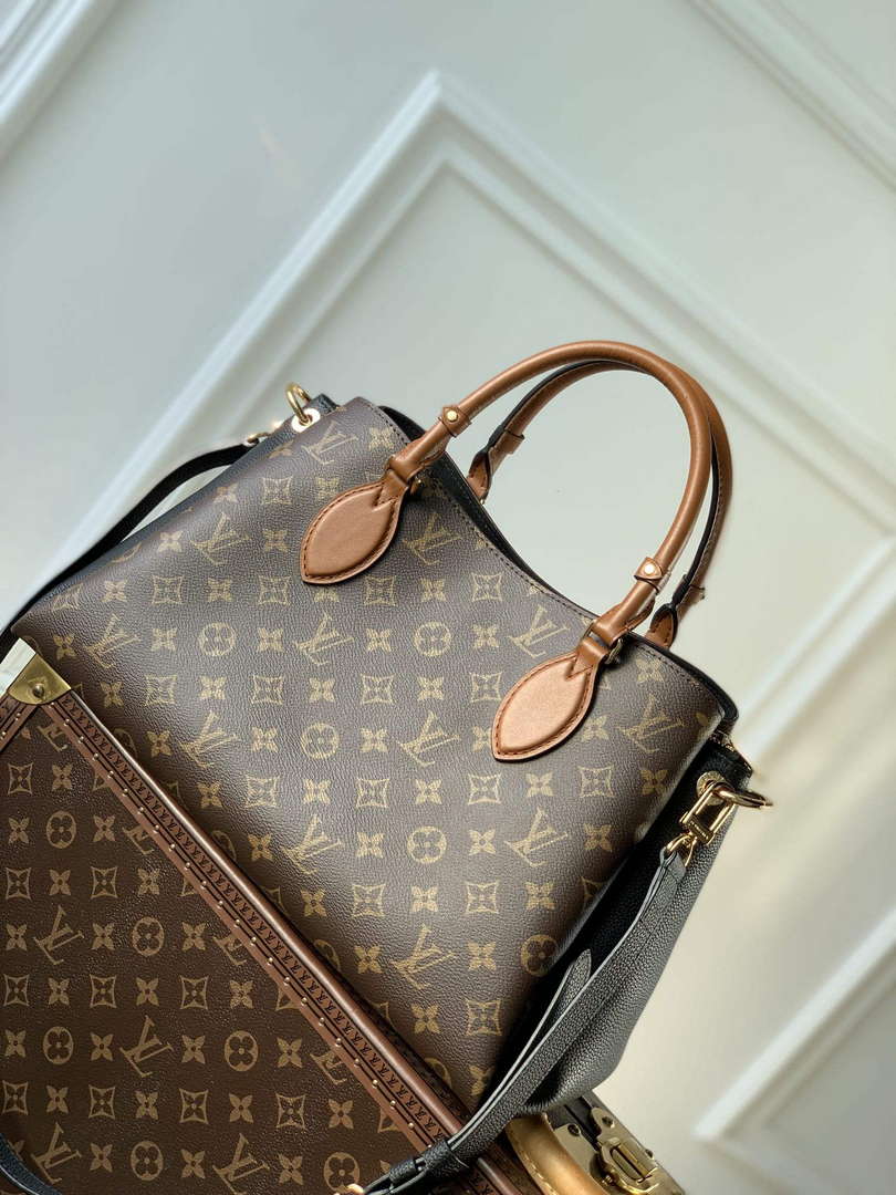LV M46508 Louis Vuitton Vendme MM Bag Black
