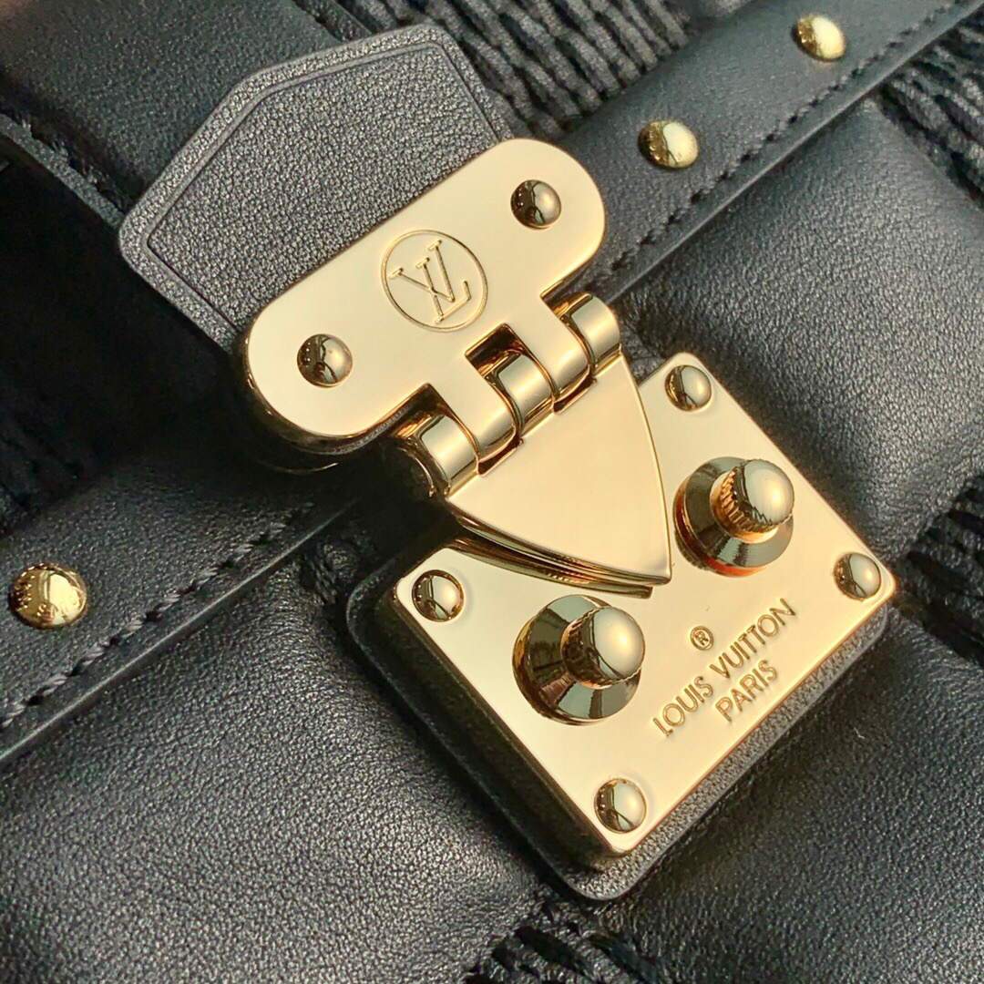LV M59116 Louis Vuitton M59115 Troca PM Shoulder Bag Black