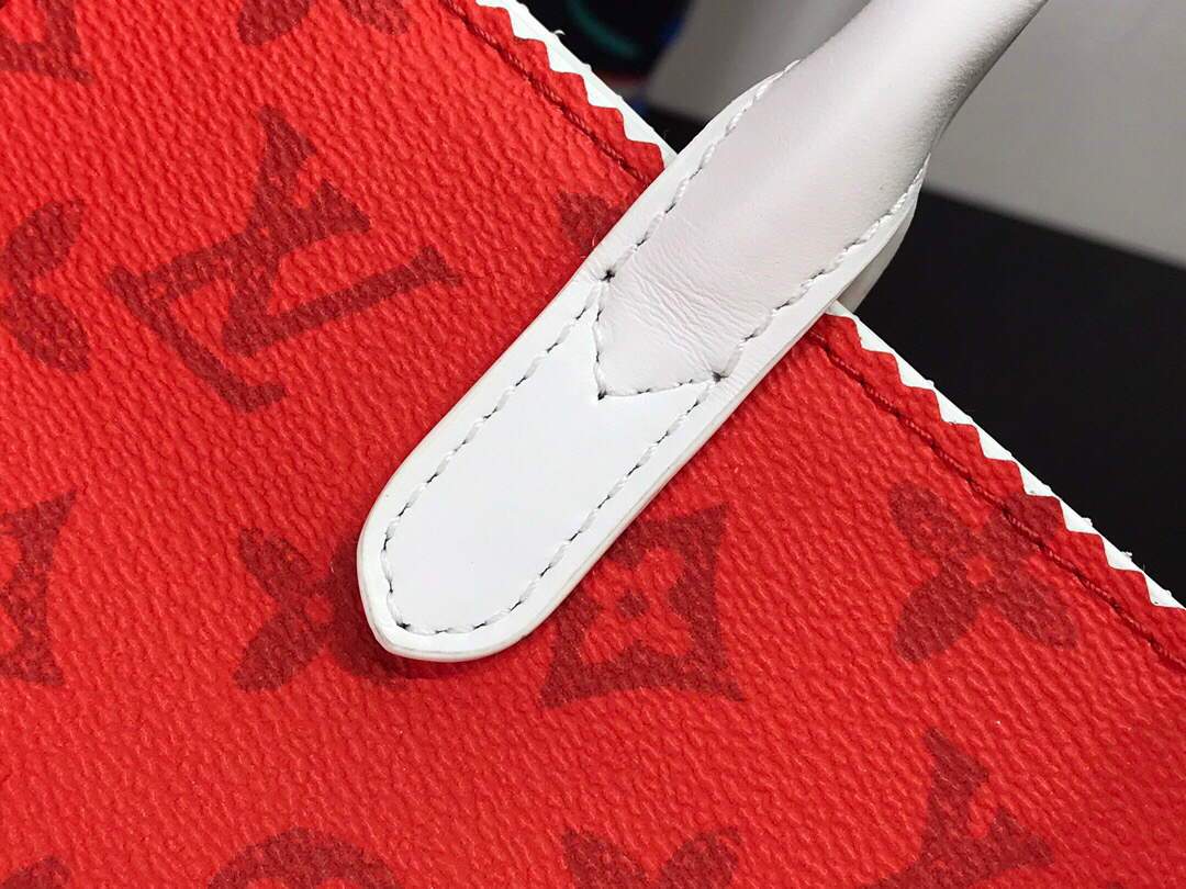 LV M46113 Louis Vuitton Carry It Bag 25cm Monogram Canvas Spring/Summer 2021 Collection Red