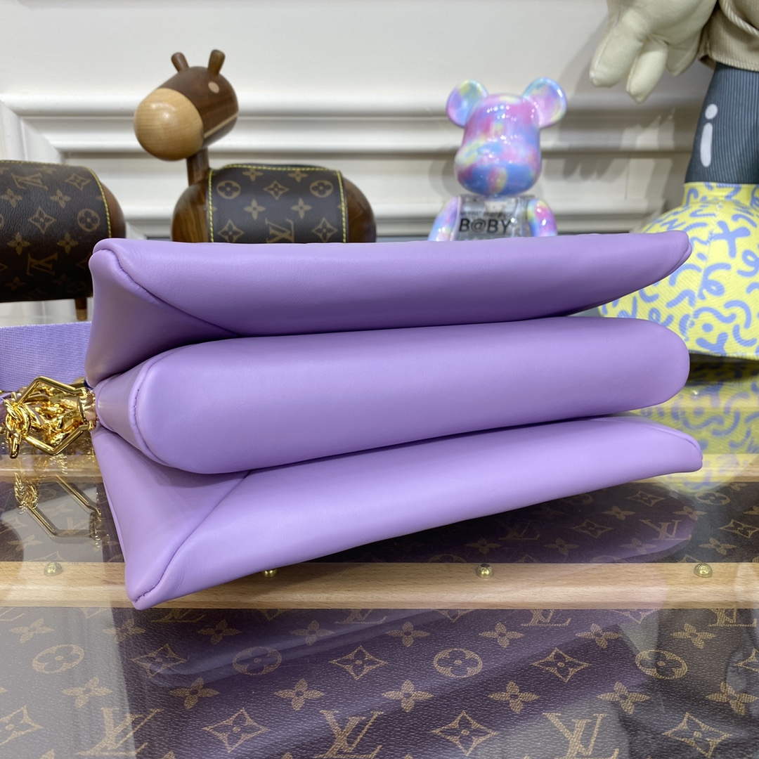 LV M21439 Louis Vuitton Coussin PM Handbag Light Purple