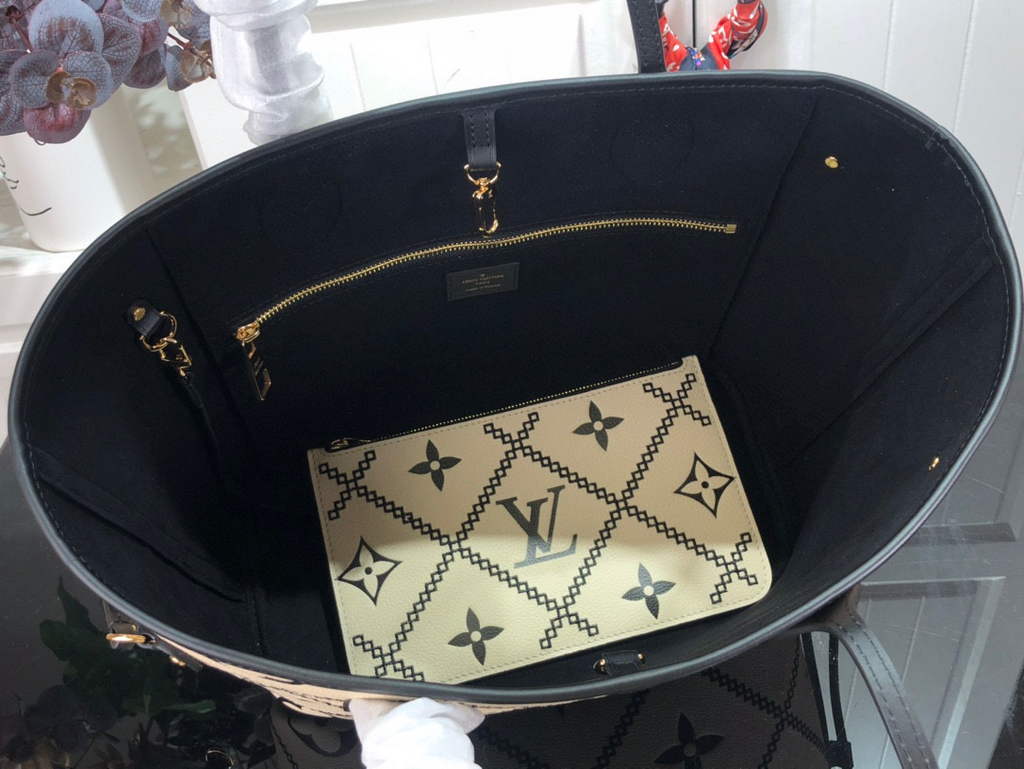 Louis Vuitton M46039 LV M46040 Neverfull MM Beige