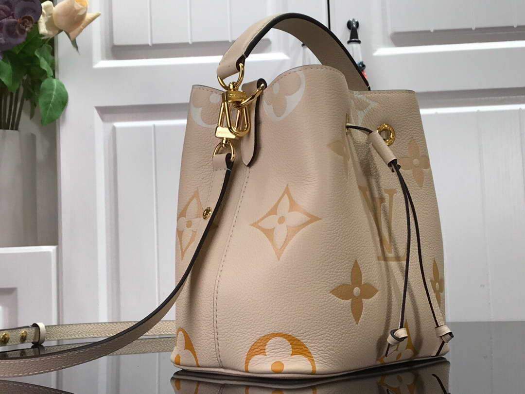 LV M45716 Louis Vuitton NONO BB M45709 Bag Cream Saffron
