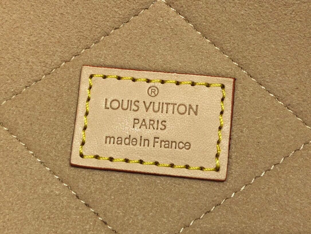 LV M20210 Louis Vuitton Monogram Canvas Cotteville Bag