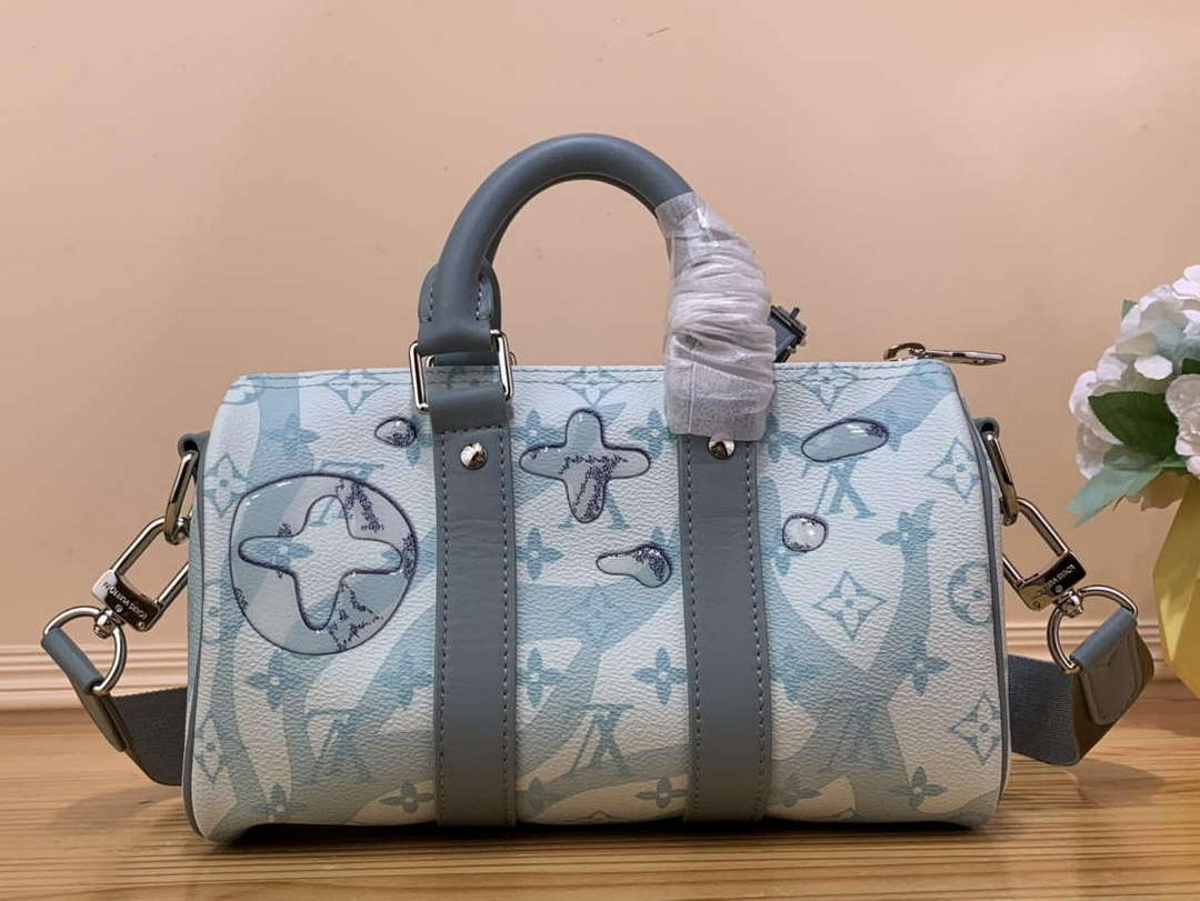 LV M22527 Louis Vuitton Keepall Bandouli��re 25 Bag Crystal Blue