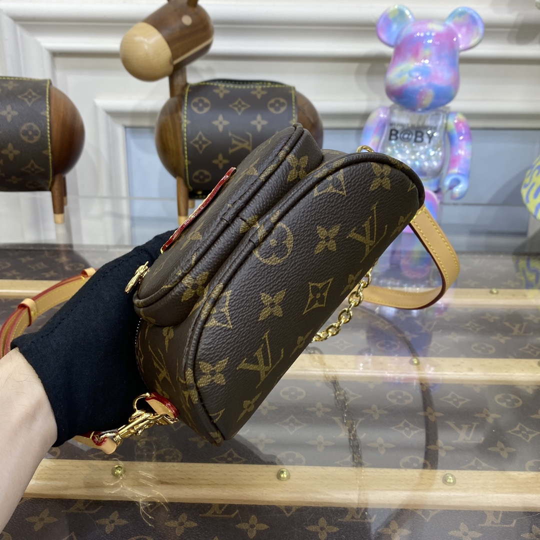 Louis Vuitton LV M82335 Mini Bumbag Monogram