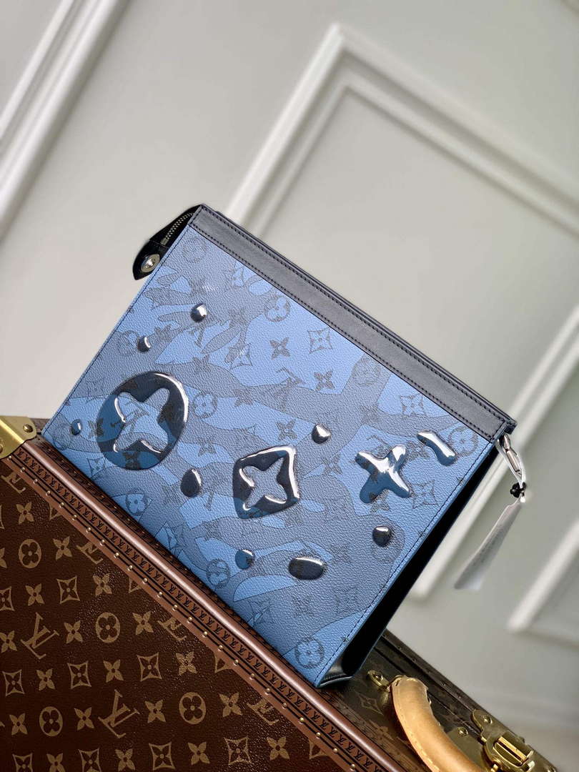 LV M22763 Louis Vuitton Pochette Voyage MM Bag Abyss Blue