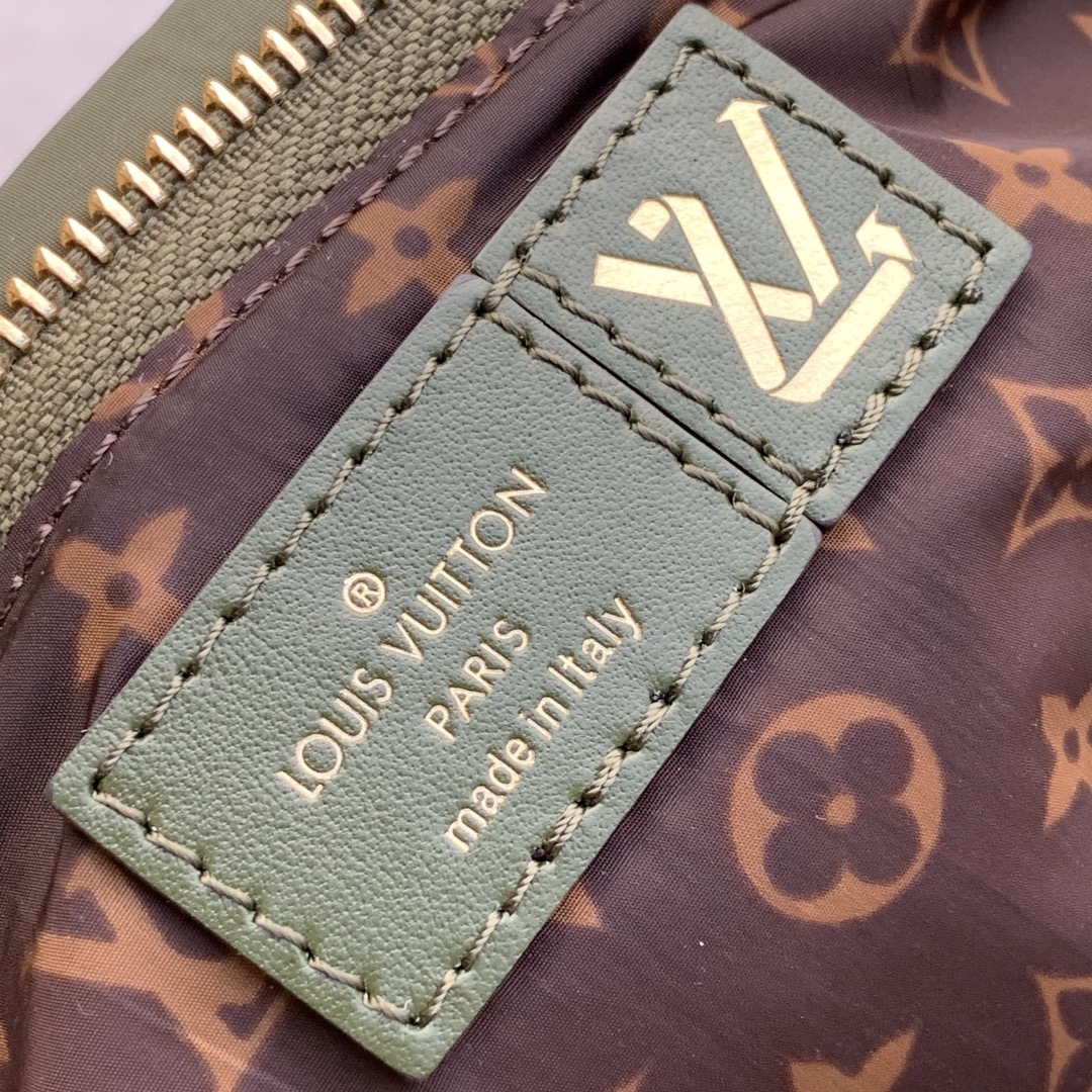 LV M58977 Louis Vuitton Maxi Multi Pochette Accessoires Bag M58980 Green and Pink