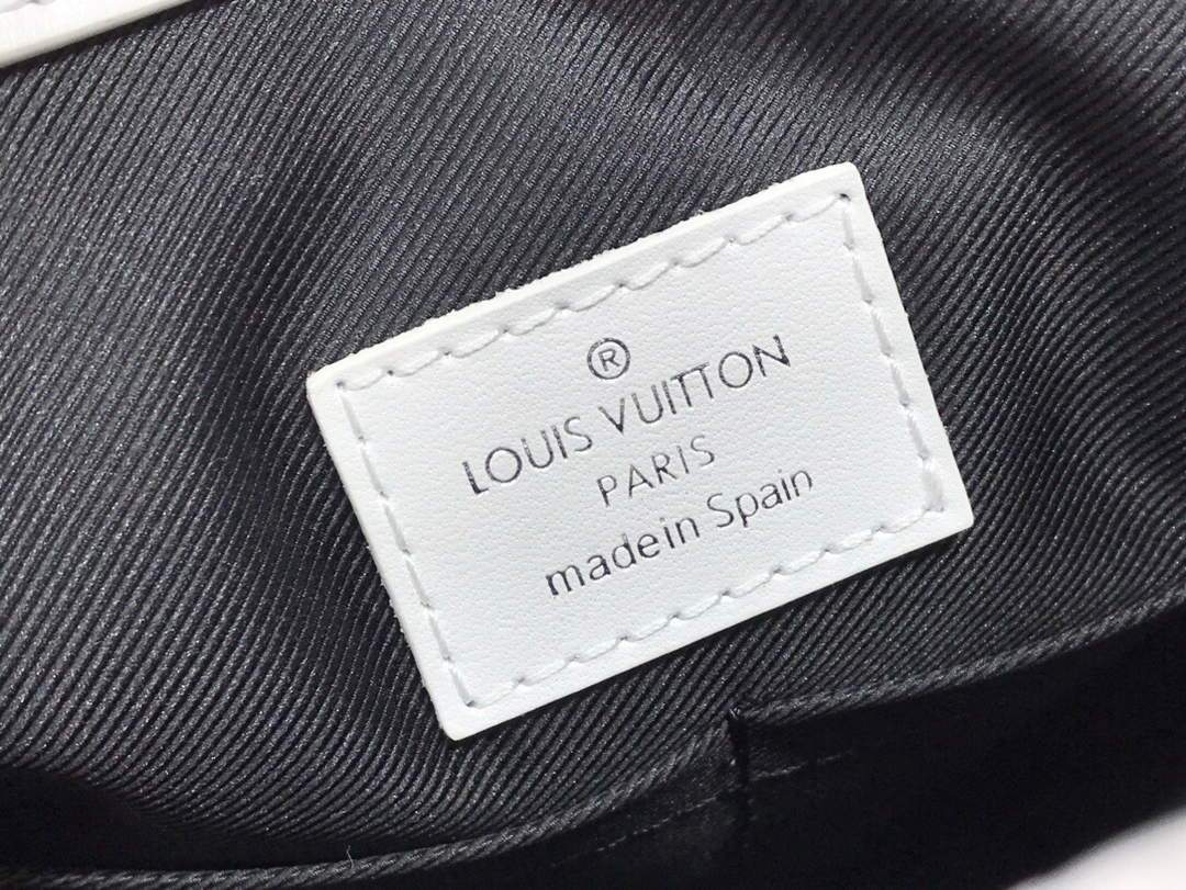 LV M46113 Louis Vuitton Carry It Bag 25cm Monogram Canvas Spring/Summer 2021 Collection Blue