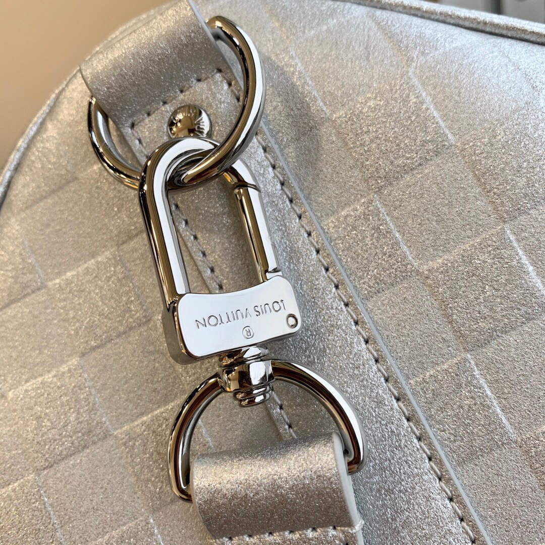 LV N58041 Louis Vuitton Keepall 50B Bandouli��re Bag Silver