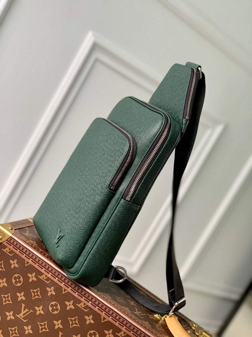 LV M30860 Louis Vuitton Avenue Sling Bag Green