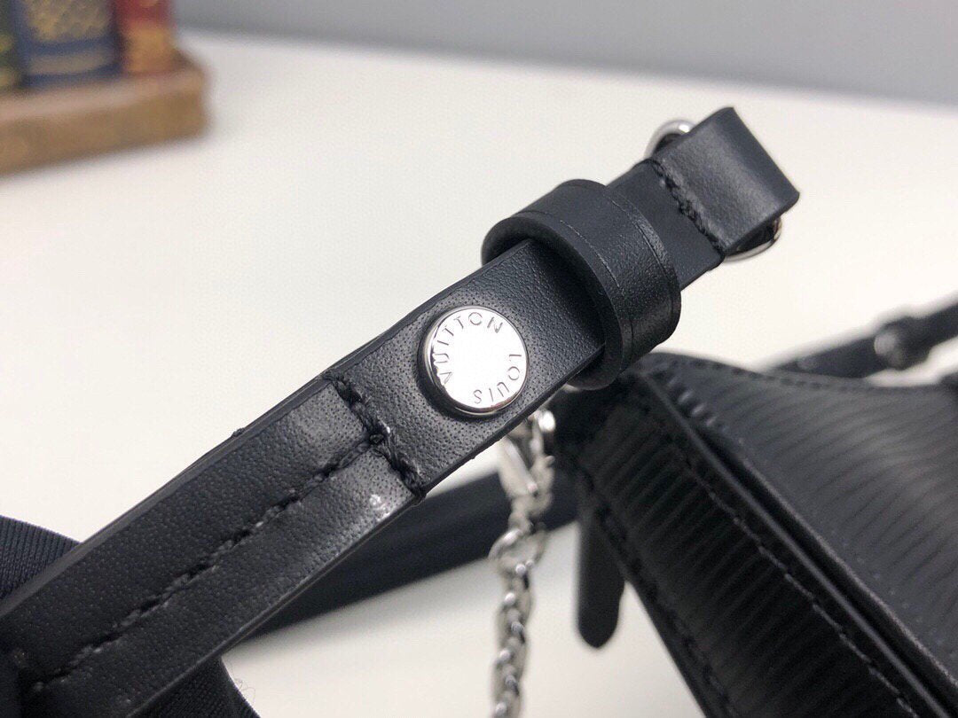 LV M80471 Louis Vuitton Easy Pouch On Strap M80480 M80483 Bag Black