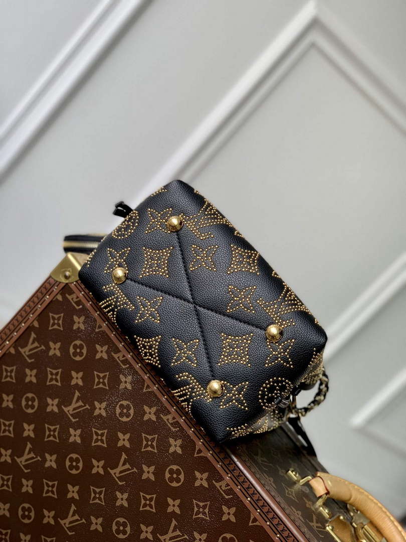 LV M23392 Louis Vuitton Bella Bucket Bag Black