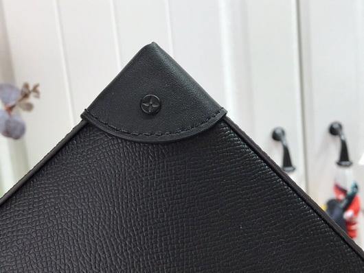 LV M30583 Louis Vuitton Pochette Voyage Steamer Bag Black