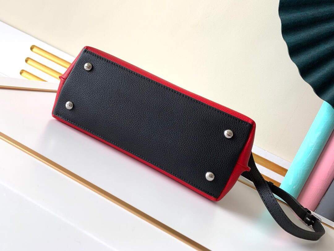 LV M53950 Louis Vuitton Lockme Ever BB Handbag M56645 Red