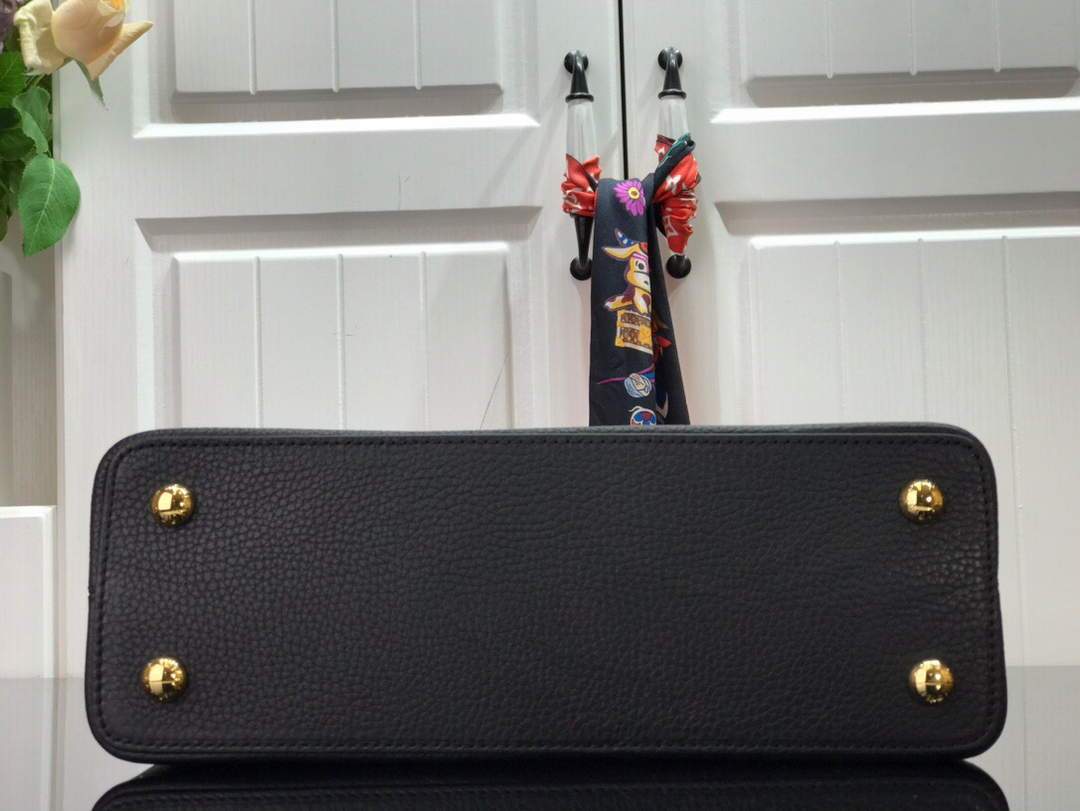 LV M48865 Louis Vuitton Capucines MM Handbag Black Red