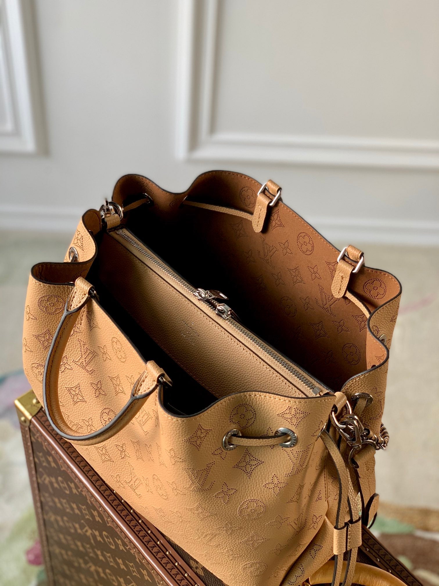 Louis Vuitton LV M59655 Bella Tote Mahina Orange Yellow