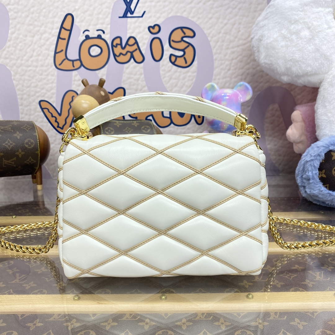 LV M24186 Louis Vuitton GO-14 MM Bag Off-white