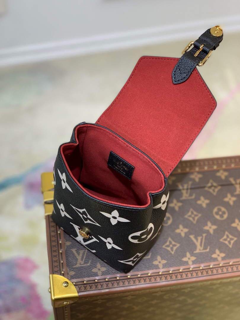 LV M45764 Louis Vuitton Tiny Backpack M80738 Black Beige
