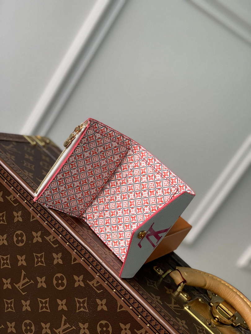 LV M82406 Louis VuittonVictorine Wallet Pink
