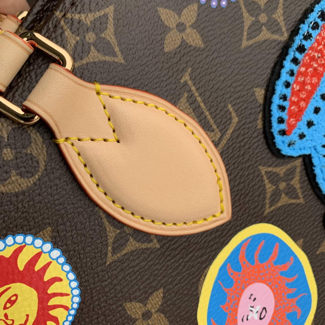 LV M46429 Louis Vuitton LV x YK OnTheGo MM Bag