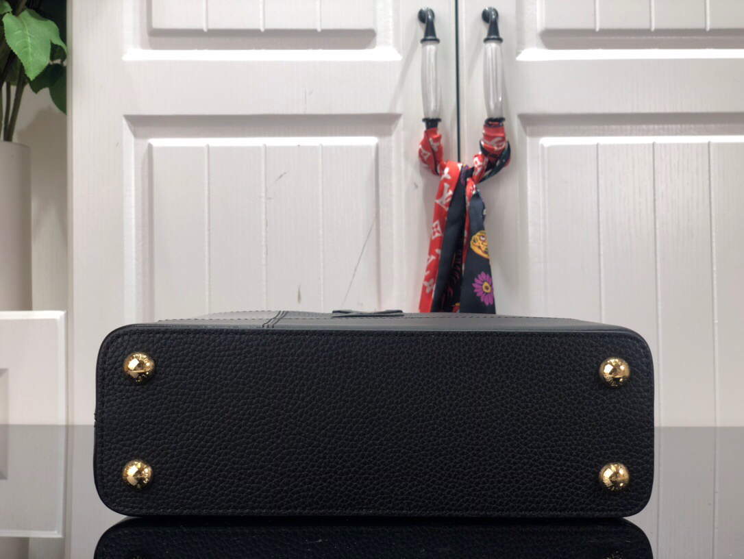 LV M59269 Louis Vuitton Capucines BB Handbag Black