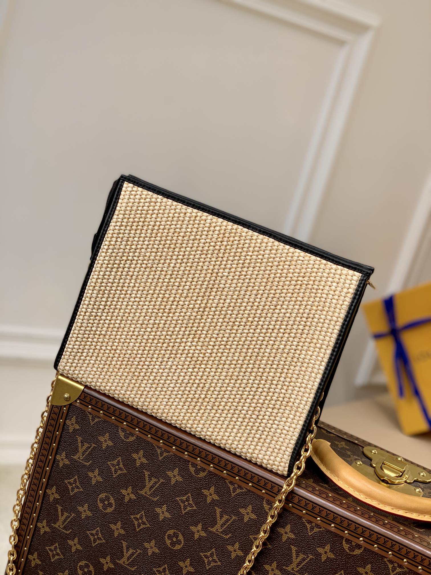 LV M81366 Louis Vuitton Toiletry Pouch on chain Natural and Black