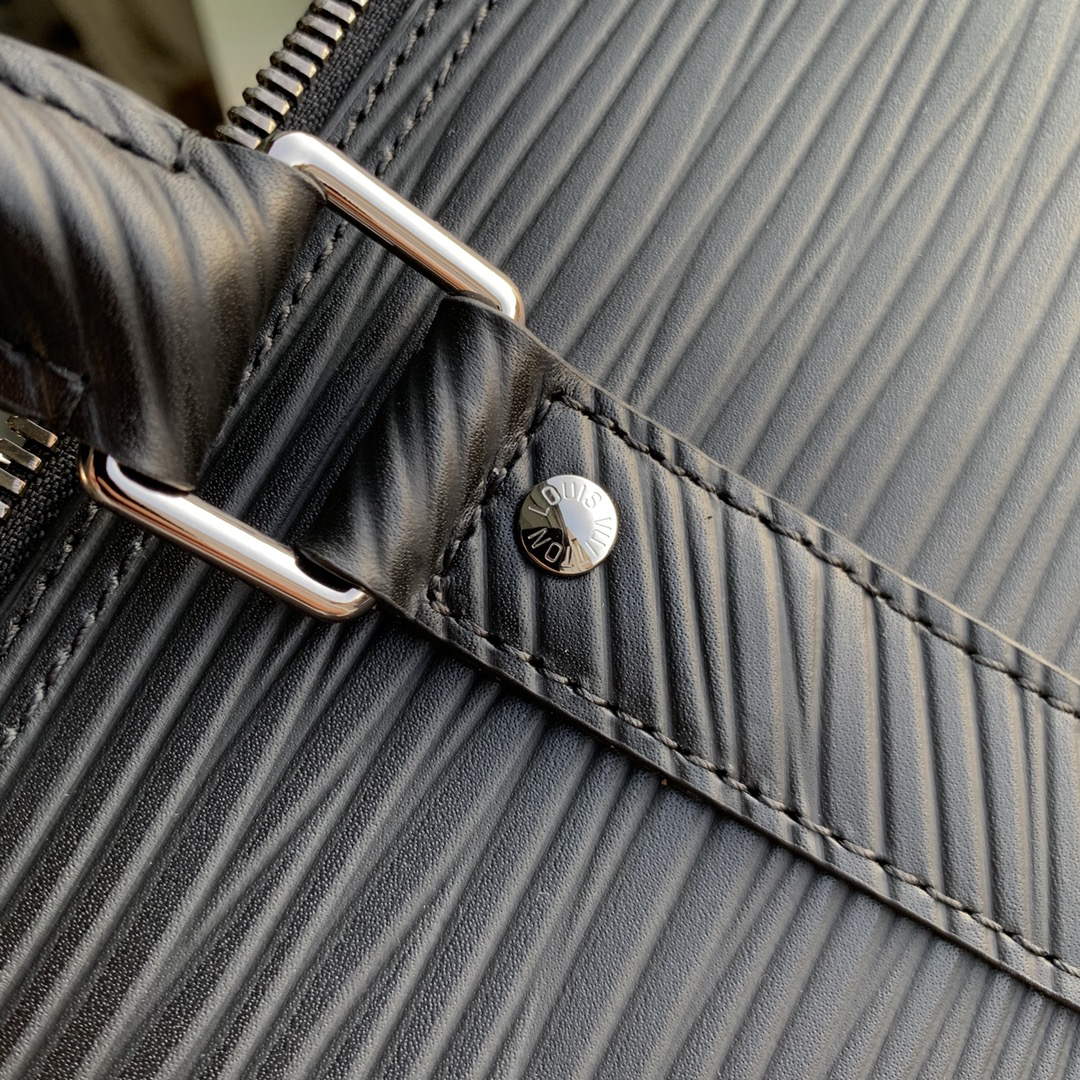 LV M23721 Louis Vuitton Keepall Bandouli��re 50 Bag Black