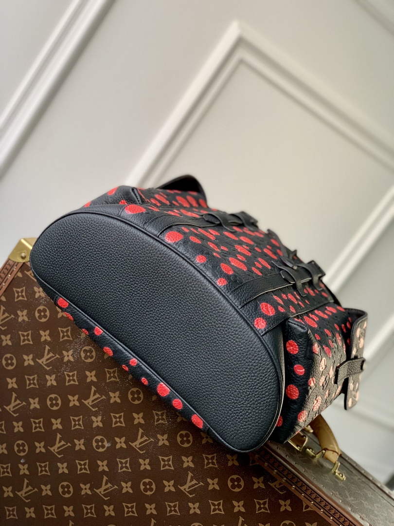 LV M21978 Louis Vuitton LV x YK Christopher Backpack Taurillon Monogram