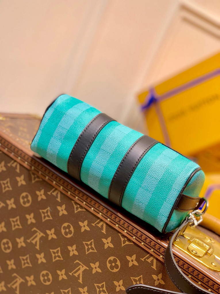 LV M59949 Louis Vuitton Keepall XS Bag