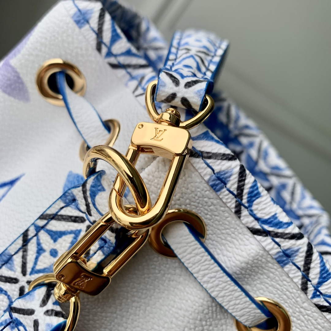 LV M82386 Louis Vuitton Nano No�� Bucket Bag Blue