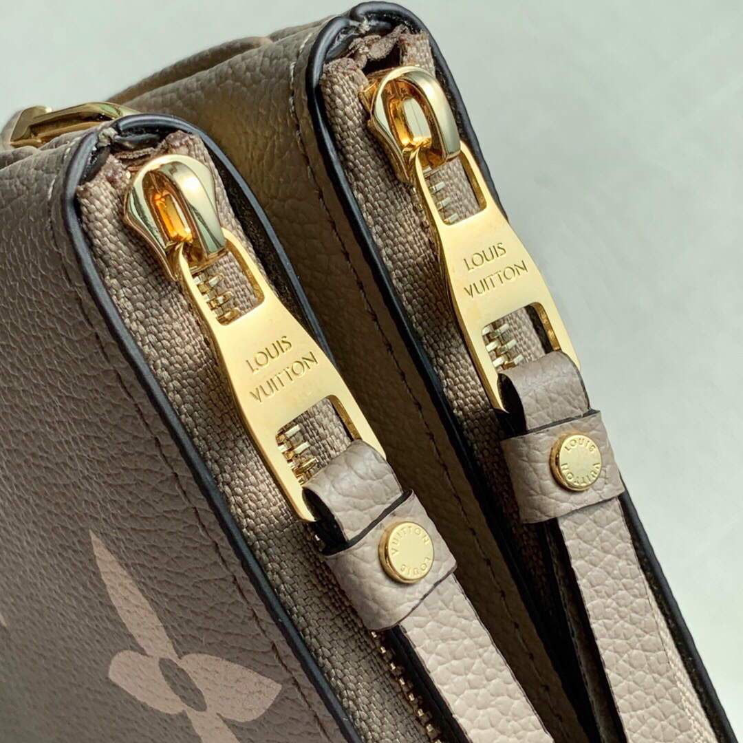 LV M69203 Louis Vuitton Double Zip Pochette Monogram Gray