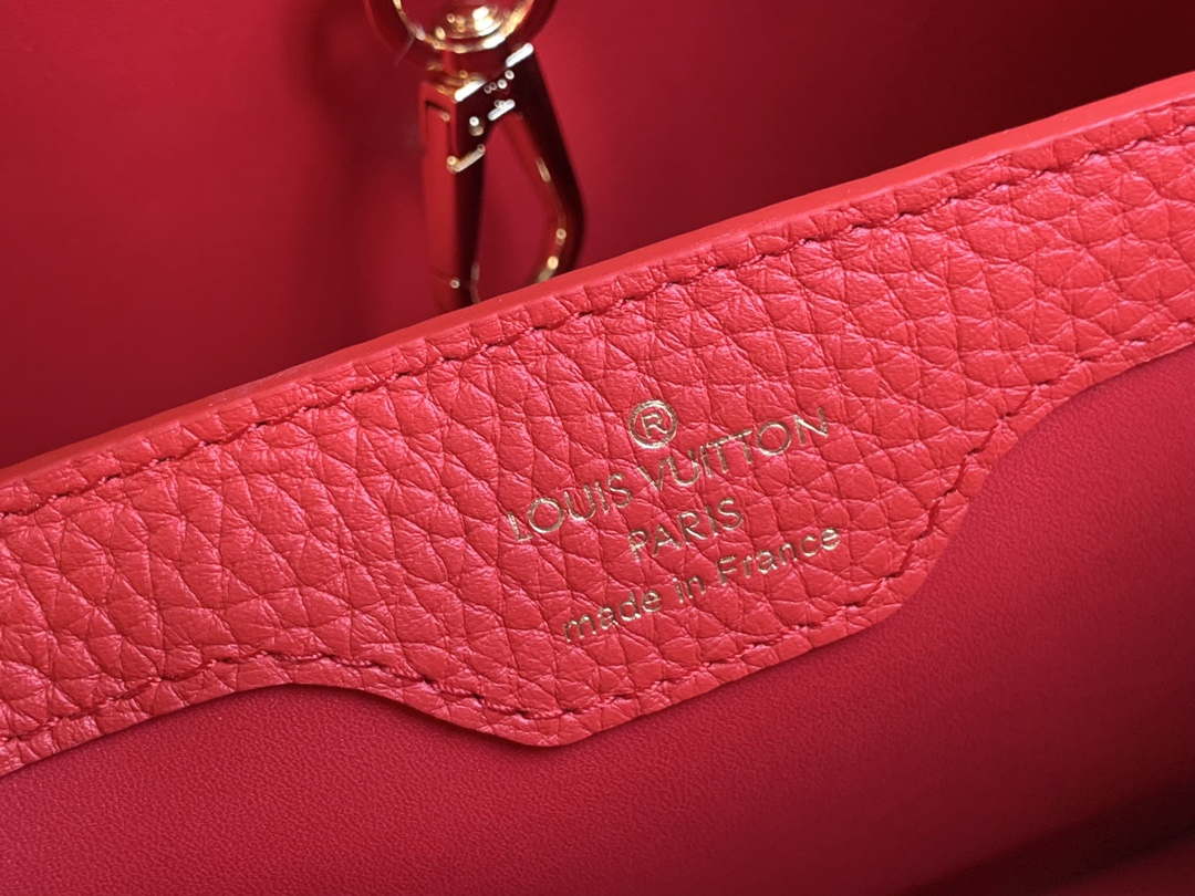 LV M22121 Louis Vuitton Capucines BB Handbag Gray